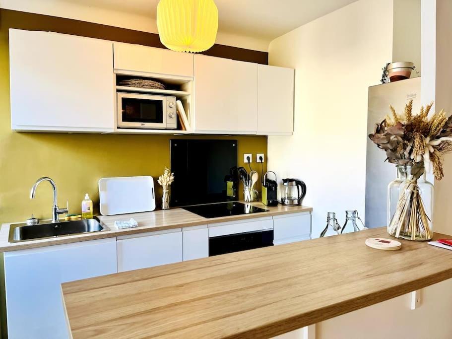 Le Chateaulin 2Pers Parking Apartment Nantes Luaran gambar